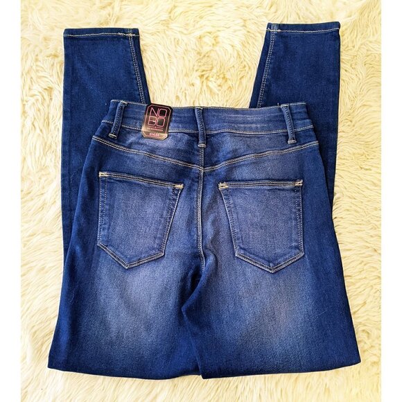 NO Boundaries High Rise Skinny Jeans Bright Blue Wash Sz 5 NWT - Picture 2 of 3